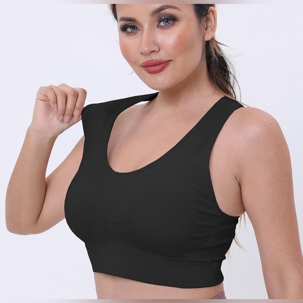 Dokotoo Sports Bras for Women - Padded Seamless High Impact Support for Yoga Gym